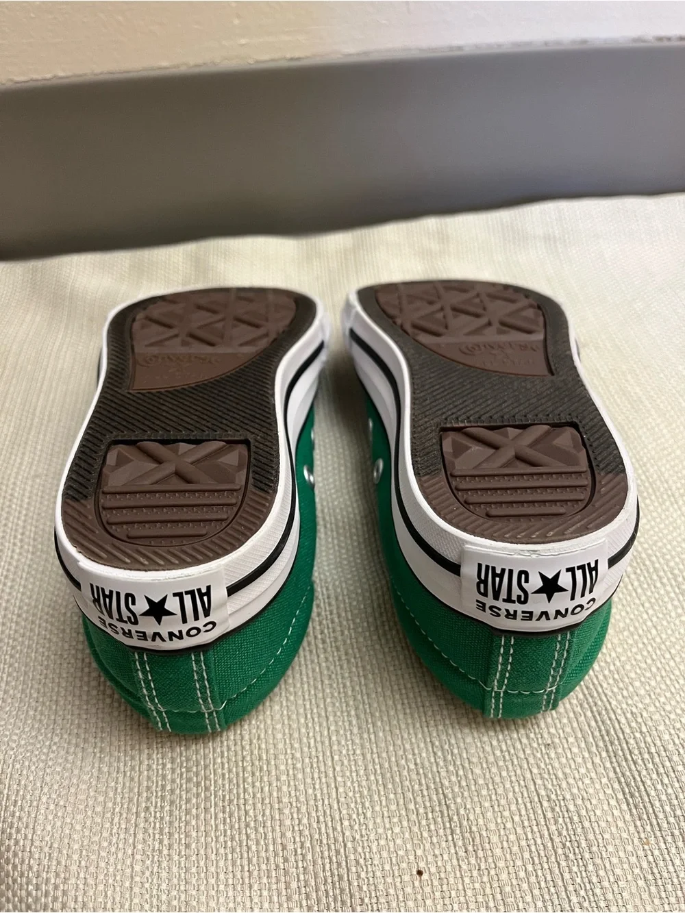 Converse Kids Low Top Canvas Sneakers - Green with White Accents Size Youth 12